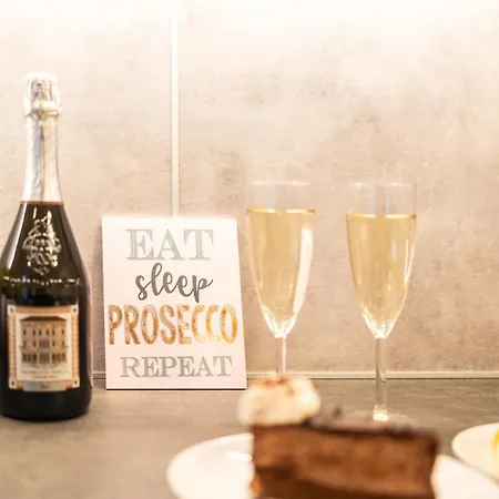 Apartament Old Town 2 Garden Free Parking *